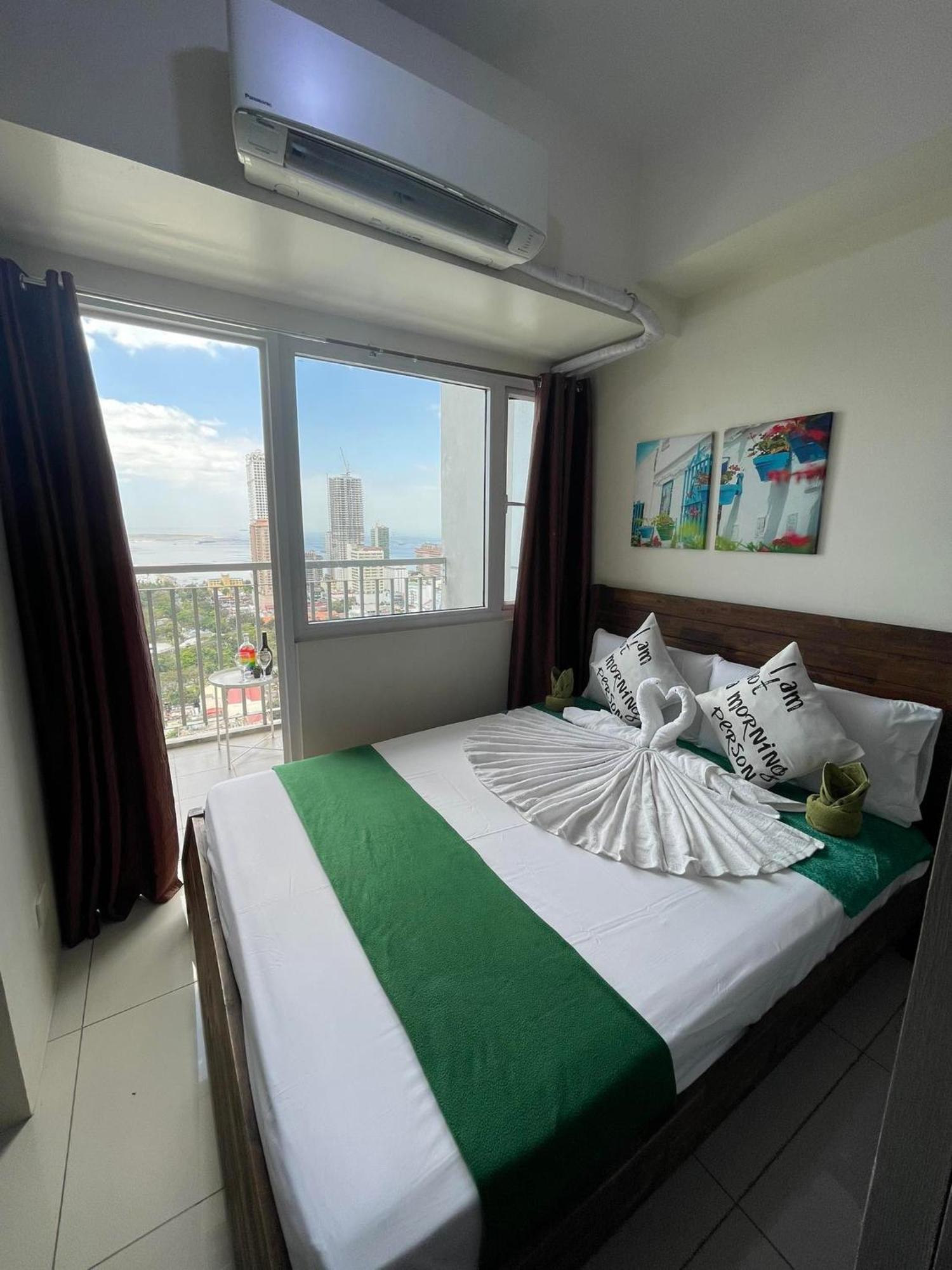 Green Residences Staycation By Pbyy Μανίλα Δωμάτιο φωτογραφία